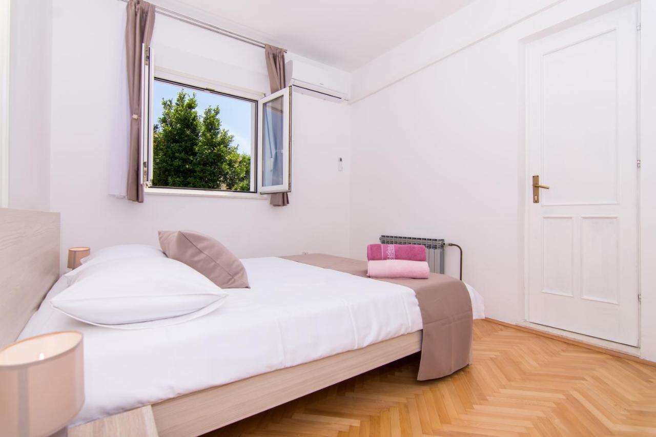 Apartmani Mlacic Donji Okrug  Kültér fotó