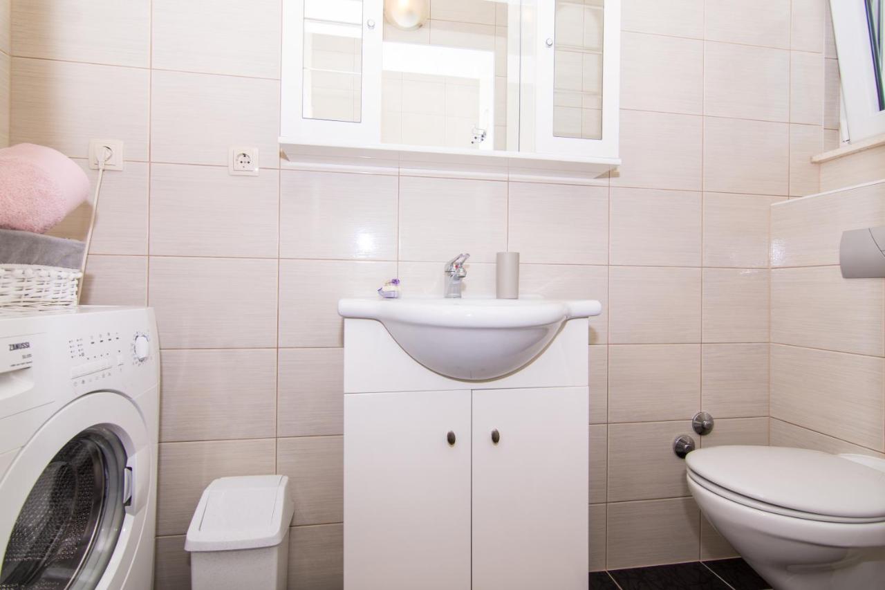 Apartmani Mlacic Donji Okrug  Kültér fotó