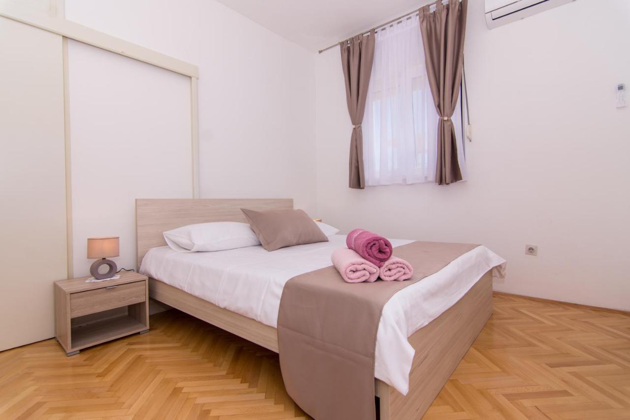 Apartmani Mlacic Donji Okrug  Kültér fotó